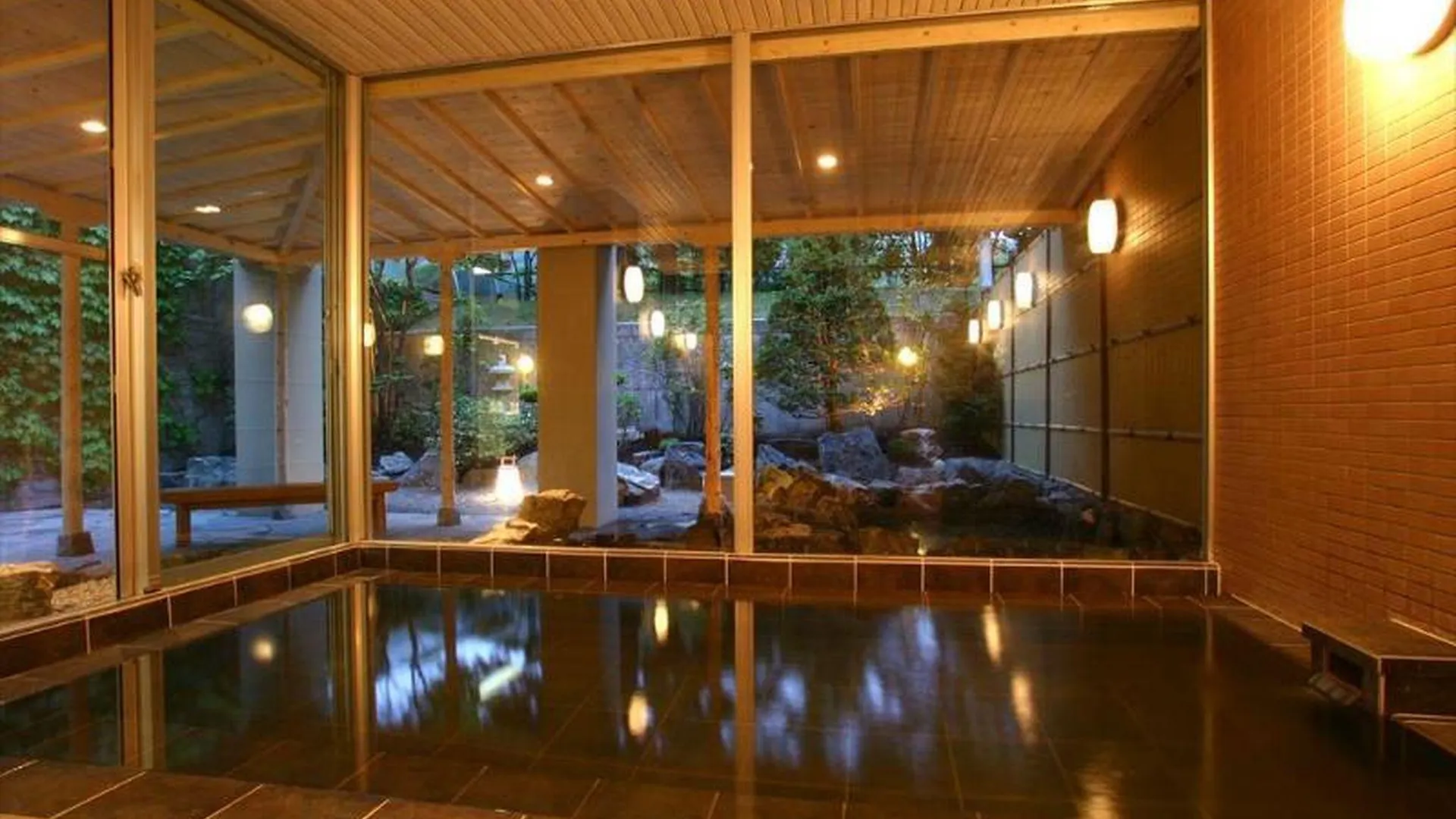 Spa And Esthetique Suichokan Sapporo